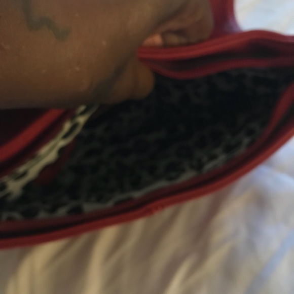 Red Handbag - Picture 2 of 2